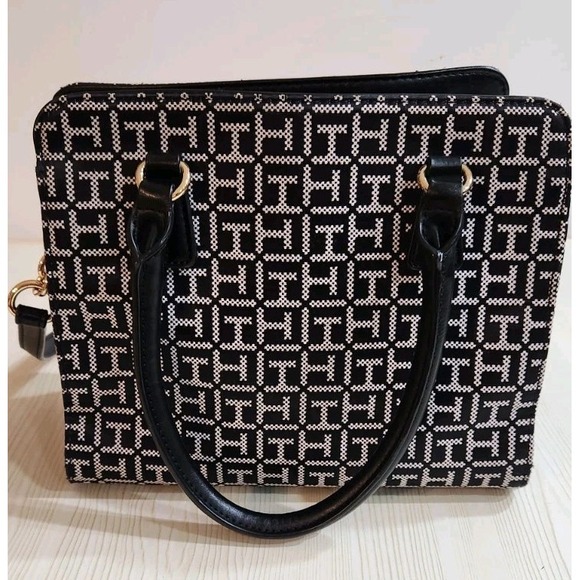 Tommy Hilfiger Shopper Style Monogram Logo Bag Tote Black Handbag - Picture 3 of 9